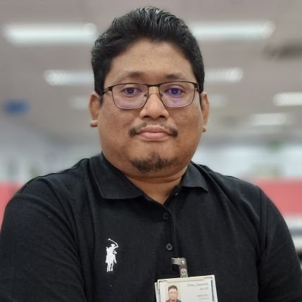 Tweets English/Malay. Malaysia, ManUnited, F1, TV Show, Music, Entertaintment, Internet, Gadgets, Techie