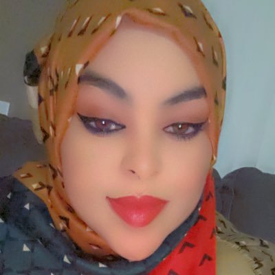 QueenSanag's profile picture. 