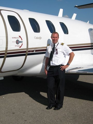 pilotencafe's profile picture. 