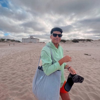 nahuealv3's profile picture. 