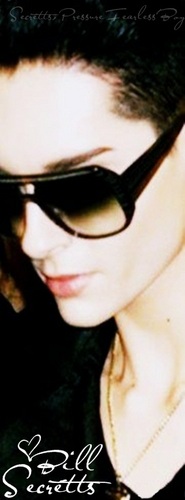 HerBillKaulitz's profile picture. Soy Fake :D I'm Fake♥ Gomitas,Arizona,Cigarros= Un mundo magico para mi! ;) Si me la haces me la pagas asi de Facil @BillSkittle :$ teamo!