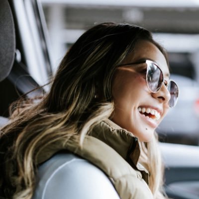 ChindaTweets's profile picture. I’m here for a DAME good time. ⌚️p u n c h i n’ the clock.