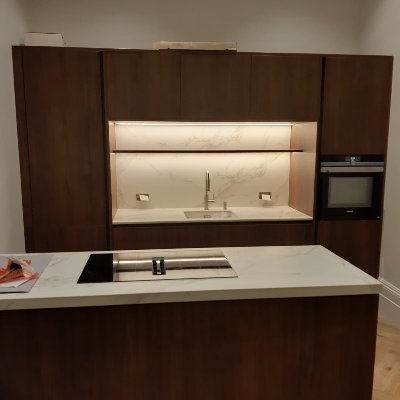 Londons Leading Stone Fabricators - Quartz, Marble, Granite, Porcelain / Sintered stone