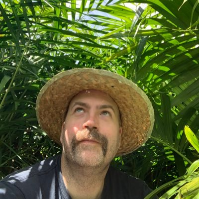 Ex-teacher, Pākehā, reader, tramper, learner, gamer, designer, thinker, ponderer, student, vegan. He/him.