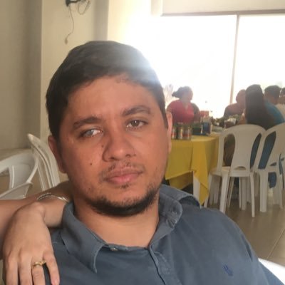 romascavalcante's profile picture. 