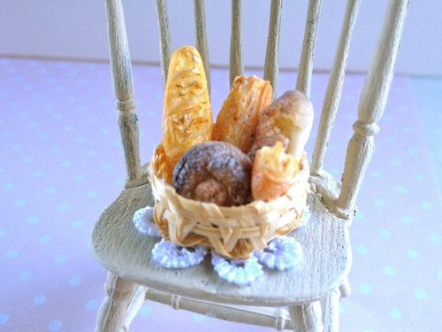 1:12 Scale dollhouse food and items