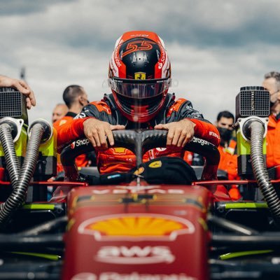 Martin__22's profile picture. 📍🏎🔧