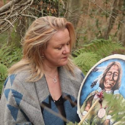 Debi Barr t/a Rocks n Rituals - your trusted spiritual expert helping you to light up your life with confidence, joy and passion.