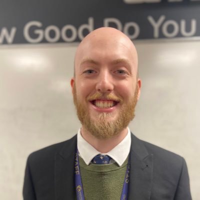 Maths teacher and Yr10 form tutor at @TeamWaterhead. Currently part of 'Teaching for Mastery' NCETM programme in Oldham. @TeachFirst ‘19 alumni.