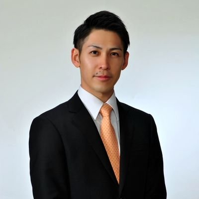 北海道赤平市議会議員 日本の未来を担っていく子供達や孫達に今の自分達、大人がどんな背中を見せられるのか、どんな日本を残せるのか。
日本人としての誇りを持ち、自分の為だけに時間やお金を使う生き方ではなく、日本の未来のために全力で活動しています。
日頃の日常や趣味なども投稿しています。