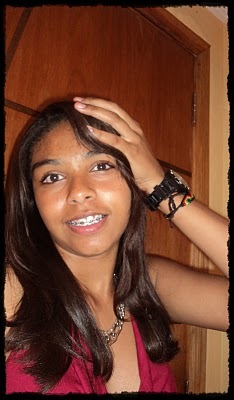 Sou uma mina muito legal e amo muito meu time:
((corinthians))