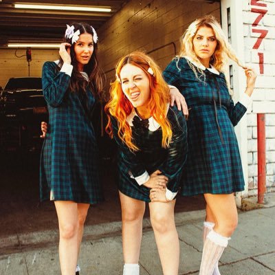 ✿ THREE LITTLE PUNKY PRINCESSES ✿ an alt band from los angeles 🎀 𝙨𝙩𝙧𝙚𝙖𝙢𝙞𝙣𝙜 𝙚𝙫𝙚𝙧𝙮𝙬𝙝𝙚𝙧𝙚 🎀