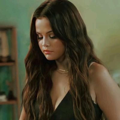 No te Tengo A Ti Me Tengo A Mi ♫ Selena Gómez 👑💜
CyP❤
1-12-16RevivalTour Chile ♥SeraParaLaProxima.....