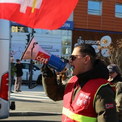 - lutte ouvrière - 
cgt ( Iveco - stélantis ) -     
                              le communisme est l'avenir du monde