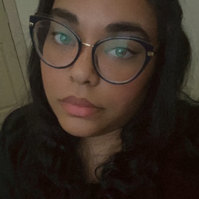 🥀 Anthropology student who streams and wants to make the world a less shitty place. | 🌸 • 🎮 • 🎼 | 🏳️‍🌈🇵🇷🇫🇲