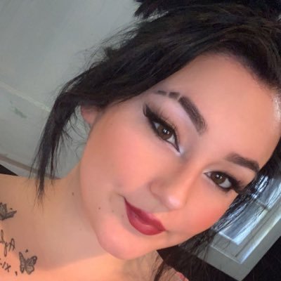 caitlannlovee's profile picture. Just trynna live life man ❤️🖤