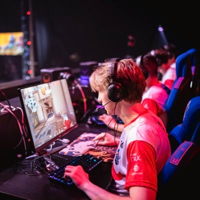 whitr Profile