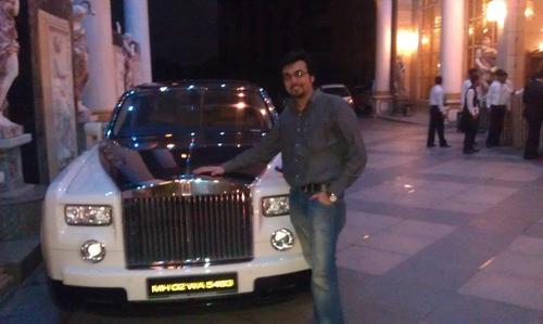 VivekNagpal's profile picture. MBA with love for cars!