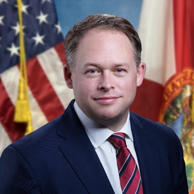Chief of Staff to @GovRonDeSantis | former @AHCA_FL Secretary | @TheJusticeDept alum | personal account