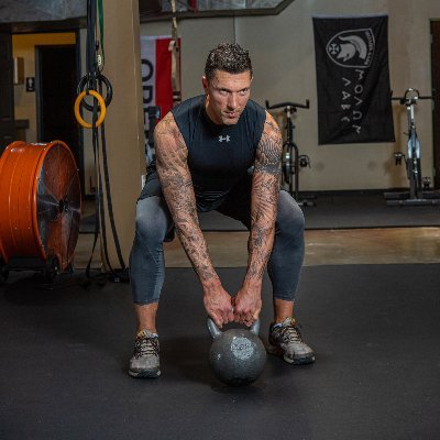 Former Pro Football Player
Kettlebell Expert
Over 40 Training Specialist