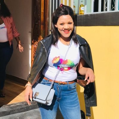 sinazo76974286's profile picture. 