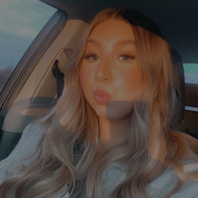 annatauscher's profile picture. 