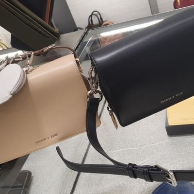 cintalaurha's profile picture. apa liat-liat