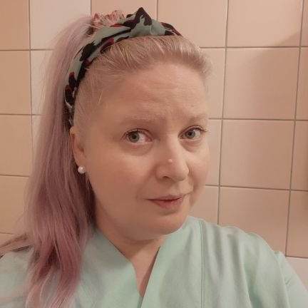 kaisa_hiltunen's profile picture. 2.luokkalaisen futis-, koris- ja yu-mamma, liperiläisen kihlattu, kissaihminen 🐱. Äitiys- ja lastenneuvolan terveydenhoitaja, TtM.