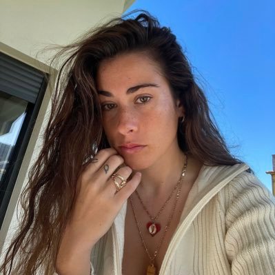 ines_reina_'s profile picture. @ines_reina_ :))