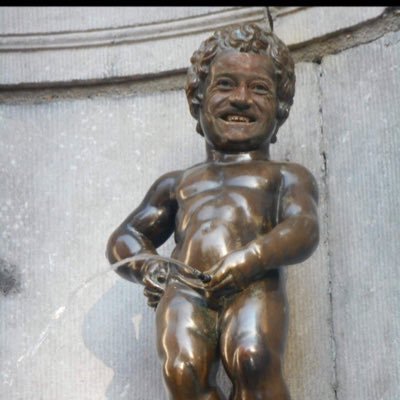 xosmz's profile picture. 