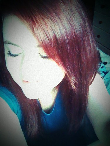 UNFOLLOW THIS ACCOUNT. FOLLOW MY NEW ONE PLEASE!? @_Unapologetic20 :) THANKYOU :)