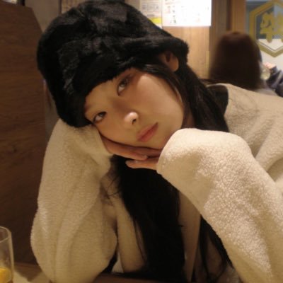 aobajaesai's profile picture. — writing account / aus in moments