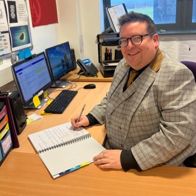 Virtual Headteacher @ClacksVirtualHT 🎓Columba 1400 HTLA Cohort 65 🎓Into Headship 2019 📚CERT Board Trustee 💼Chair FVDS 💼Chair UCAS Policy