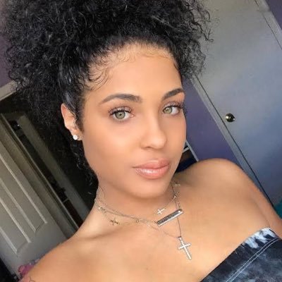 Juliet97151229's profile picture. 