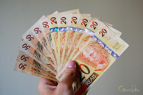 dindimnanet's profile picture. Esta precisando de uma grana extra? Esta no lugar certo, com uma hora por dia de dedicação você pode ter uma renda de até R$ 1.000,00 por mês