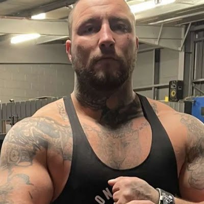 WadeSavage10's profile picture. 