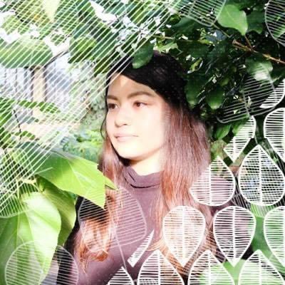 🇯🇵広告→🇬🇧庭師→🇩🇪UIUXデザイナー&石植物作品→🇯🇵広島↔︎横浜🤤 植物石シーグラスなどを使った作品 #madebyhommy Art jewelryオンラインショップでたまに販売🤤食欲と植欲にまみれた日々🤤