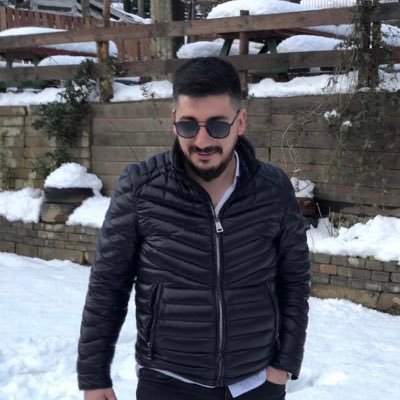 Herkesi Adam Yerine Koymayın , Alışkın Değildir Yerini Yadırgar