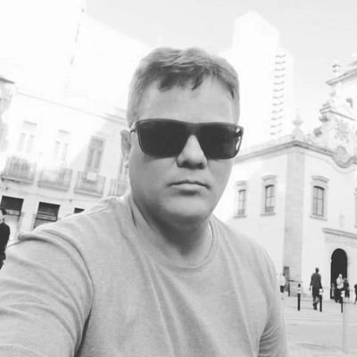 LuizClaudioFel9's profile picture. Empresário 
comércio exterior