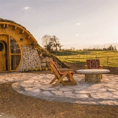 RomanijskiBluz's profile picture. Nestrpljivo čekam vječnost, i utjehu što ona nosi..