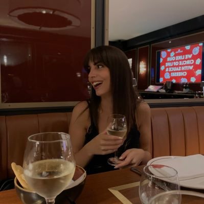 lotisz's profile picture. 24 🦋☀️