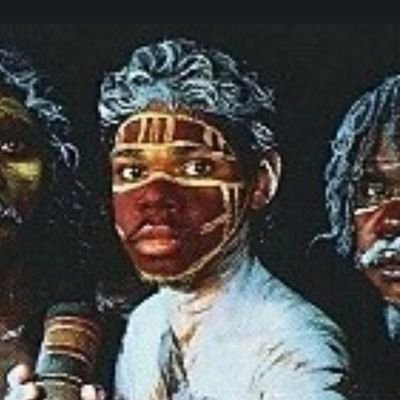 carowarra's profile picture. Centrist