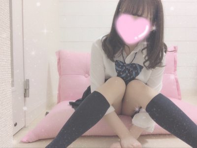 うらあか(*'ω'*)おっぱい攻められるが好き💛20代だよー💛