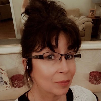 chillywickets's profile picture. Straight outta Hampton.  2 . 4 hour party person 🤘🏻💃 .Only here for the cheer 🏴󠁧󠁢󠁥󠁮󠁧󠁿🇬🇧 #SaveWomensSpaces