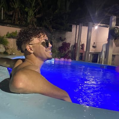 OChatto_'s profile picture. Eu por mim mesmo, sozinho eu vim, sozinho eu vou!