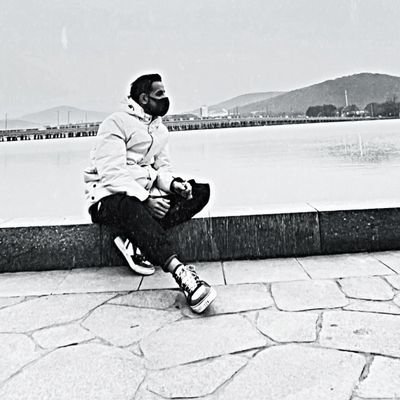 Ammar52616032's profile picture. 