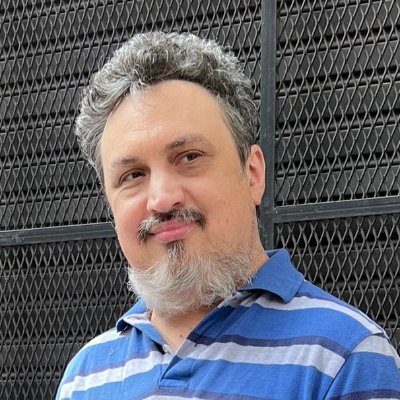 Cinéfilo, responsable de @cineramaplus, Programador FICC Cuenca. Cine de autor y del mundo. Fanático del deporte (River Plate, Real Madrid y Lakers).