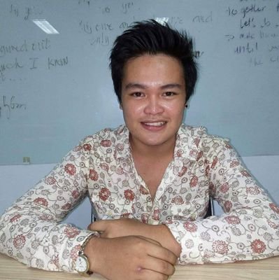 boylicesar23's profile picture. Too dead to die