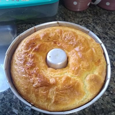 souzatom37's profile picture. 