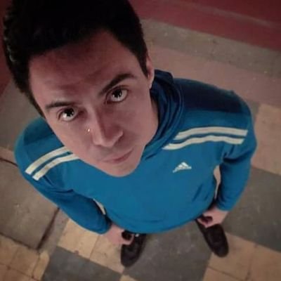 |†JE†|⚡ Comunicólococreativologo
📲 Social Media Geek
👟 Fan de los tenis
⚽ Futbolero